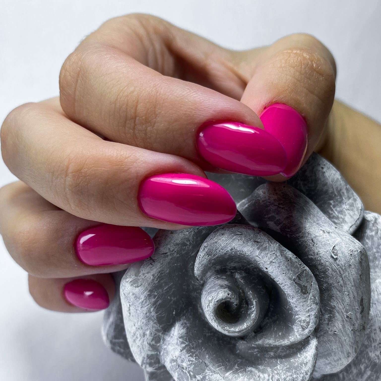 ARTY NAILS GEL POLISH 075. SCANDAL 5 ml - Image 2